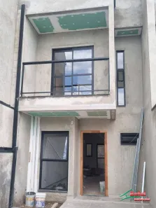 Sobrado com 3 Quartos à venda, 80m² no Sítio Cercado, Curitiba