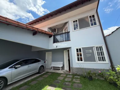Casa com 3 Quartos à venda, 160m² no Vila Rica, Volta Redonda