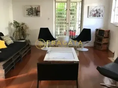 Sobrado com 6 Quartos à venda, 350m² no Vila Madalena, São Paulo