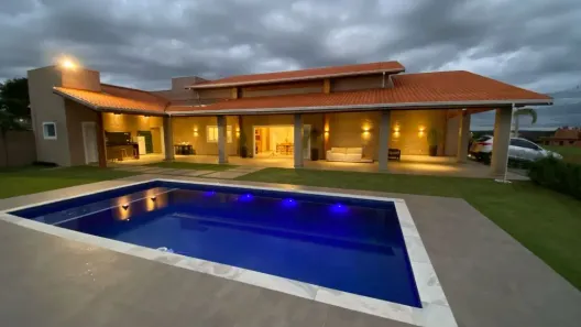 Casa de Condomínio com 4 Quartos à venda, 300m² no Centro, Pardinho