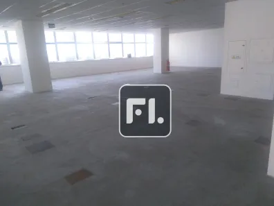 Sala Comercial para alugar, 304m² no Jardim das Acácias, São Paulo