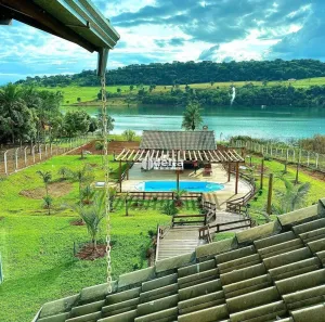 Fazenda/Sítio com 4 Quartos à venda, 600m² no Brasil, Uberlândia