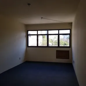 Sala Comercial para alugar, 32m² no Floresta, Porto Alegre