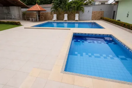 Casa com 5 Quartos para alugar, 200m² no Mauazinho, Manaus