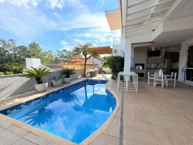 Casa de Condomínio com 4 Quartos para alugar, 400m² no Alphaville, Santana de Parnaíba