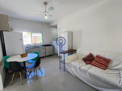 Apartamento com 2 Quartos para alugar, 68m² no Itacorubi, Florianópolis