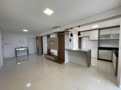 Apartamento com 2 Quartos para alugar, 75m² no Santa Maria, Chapecó