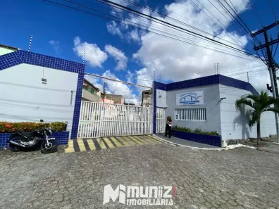 Casa de Condomínio com 7 Quartos à venda, 126m² no Santo Antônio, Aracaju