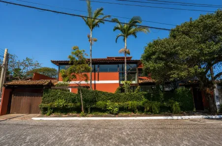 Casa de Condomínio com 5 Quartos à venda, 432m² no São Marcos, Macaé