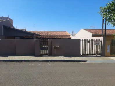 Casa com 2 Quartos à venda, 318m² no Vila Evereste, Arapongas
