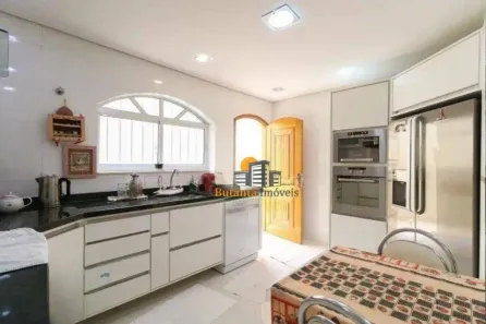 Sobrado com 3 Quartos à venda, 220m² no Vila São Francisco, São Paulo