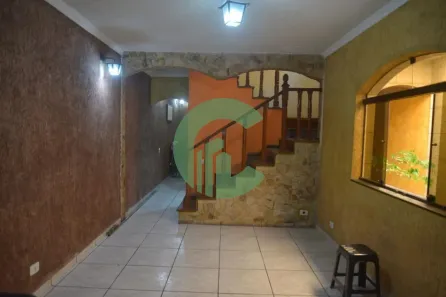 Sobrado com 4 Quartos para alugar, 229m² no Jardim Rina, Santo André