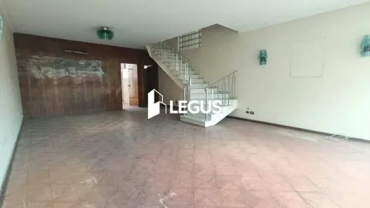 Casa com 4 Quartos para alugar, 239m² no Pinheiros, São Paulo