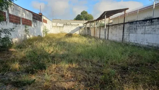 Lote/Terreno à venda, 300m² no Parque Industrial, São José dos Campos
