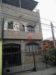 Sobrado com 3 Quartos à venda, 63m² no Camarão, São Gonçalo