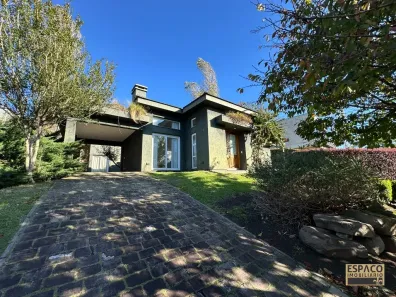 Casa de Condomínio com 3 Quartos à venda, 233m² no Vila Prinstrop, Gramado