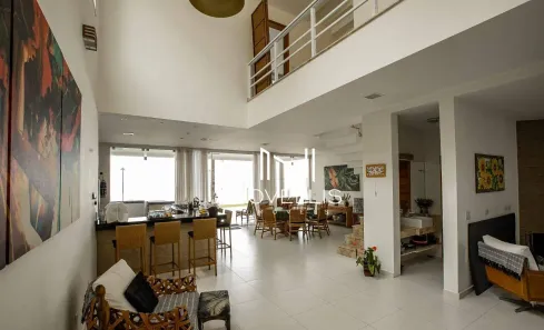 Casa de Condomínio com 4 Quartos para alugar, 325m² no , Ubatuba