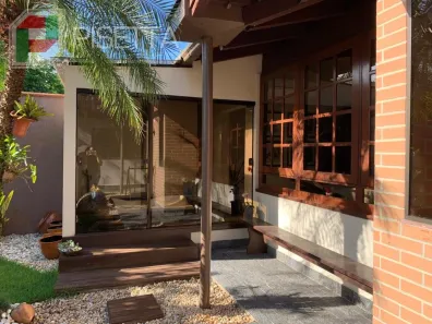 Casa com 3 Quartos à venda, 900m² no Velha Central, Blumenau