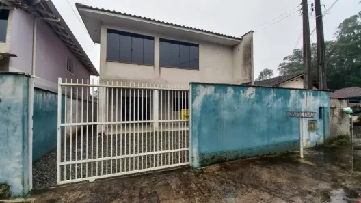 Casa com 2 Quartos para alugar, 65m² no Parque Guarani, Joinville