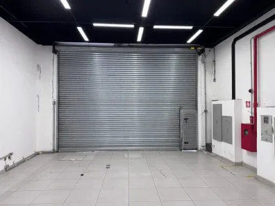 Ponto Comercial para alugar, 273m² no Santa Efigênia, São Paulo