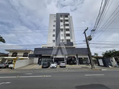 Apartamento com 2 Quartos para alugar, 73m² no Iririú, Joinville