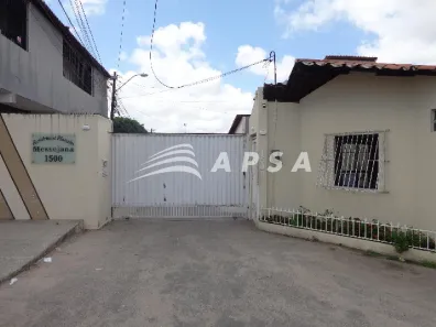 Casa com 2 Quartos para alugar, 54m² no Messejana, Fortaleza