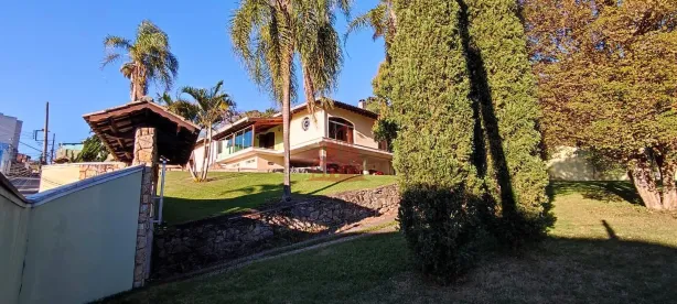 Casa com 5 Quartos à venda, 400m² no Jardim Marilu, Carapicuíba