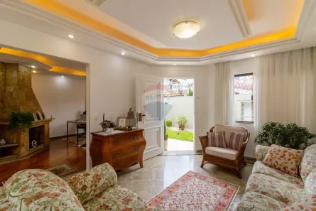 Casa com 3 Quartos à venda, 250m² no Vila Galvão, Guarulhos