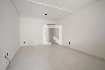 Casa com 2 Quartos à venda, 102m² no Vila Linda, Santo André