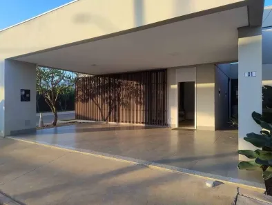 Casa com 3 Quartos à venda, 170m² no Setor Residencial Granville I, Rondonópolis
