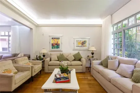 Sobrado com 5 Quartos à venda, 271m² no Sumaré, São Paulo