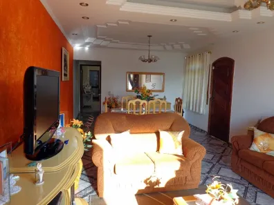 Sobrado com 3 Quartos à venda, 289m² no Vila Graciosa, São Paulo
