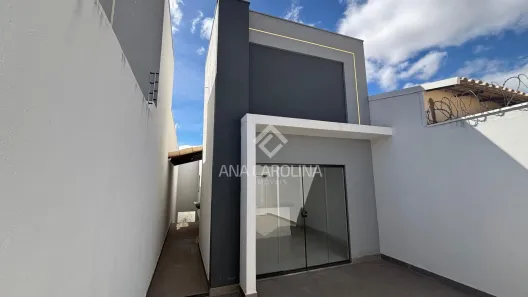 Casa com 3 Quartos à venda, 100m² no Vila Campos, Montes Claros