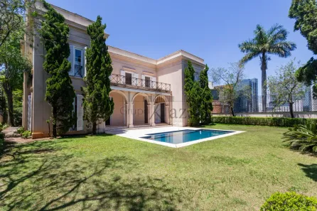 Casa com 4 Quartos à venda, 1700m² no Retiro Morumbi, São Paulo