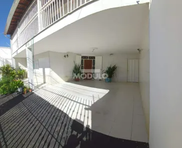 Imóvel Comercial com 5 Quartos à venda, 323m² no Martins, Uberlândia