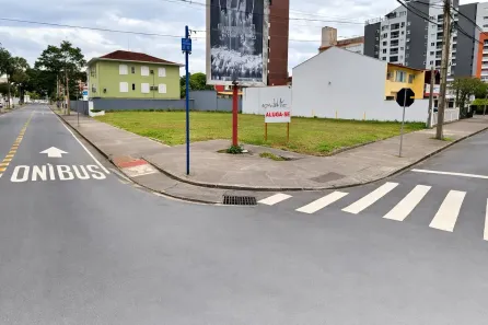 Lote/Terreno para alugar, 755m² no Bucarein, Joinville