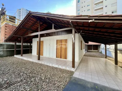 Casa com 3 Quartos à venda, 160m² no Itacolomi, Balneário Piçarras