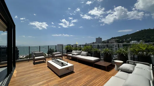Apartamento com 3 Quartos à venda, 108m² no Jurerê, Florianópolis