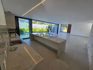 Casa de Condomínio com 4 Quartos à venda, 390m² no Jardins França, Goiânia