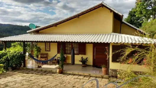 Casa de Condomínio com 3 Quartos à venda, 1238m² no Vila Suissa, Miguel Pereira