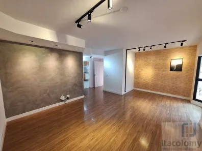 Casa de Condomínio com 3 Quartos para alugar, 160m² no Tamboré, Santana de Parnaíba