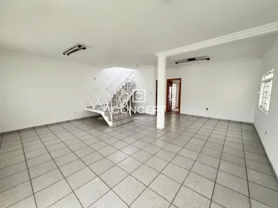 Imóvel Comercial à venda, 370m² no Dom Aquino, Cuiabá