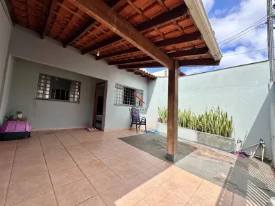 Casa com 3 Quartos à venda, 76m² no Residencial Veneza, Londrina