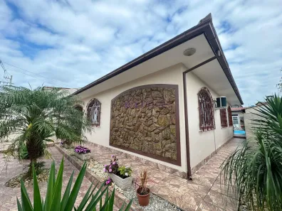 Casa com 3 Quartos à venda, 110m² no Bom Viver, Biguaçu