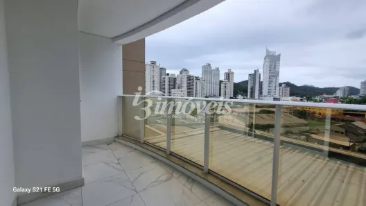 Apartamento com 2 Quartos para venda ou aluguel, 90m² no Fazenda, Itajaí