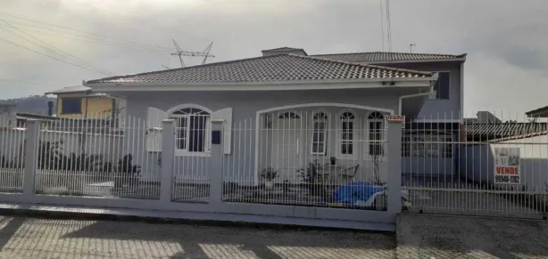 Casa com 3 Quartos à venda, 22000m² no Alto Aririú, Palhoça