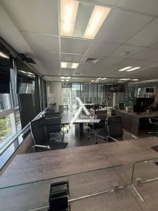 Sala Comercial para alugar, 206m² no Jardim das Acácias, São Paulo