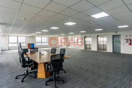 Sala Comercial para alugar, 5883m² no Jardim Paulistano, São Paulo