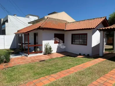 Casa com 3 Quartos à venda, 80m² no Niterói, Canoas