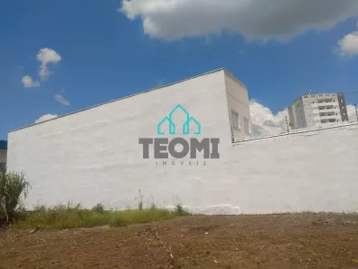 Lote/Terreno à venda, 241m² no Vila Aparecida, Taubaté